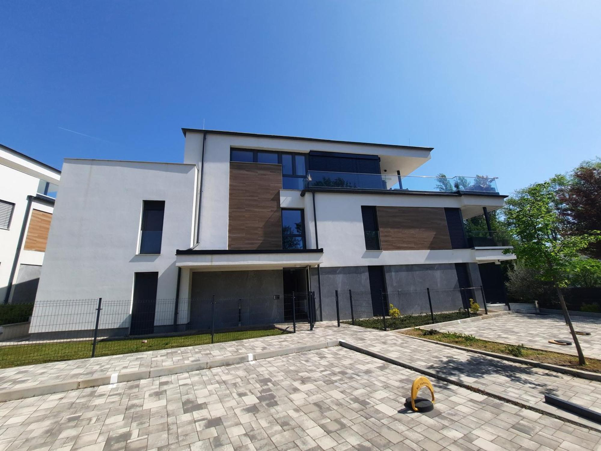 Coastline Balaton Apartment Альшоерш Екстер'єр фото